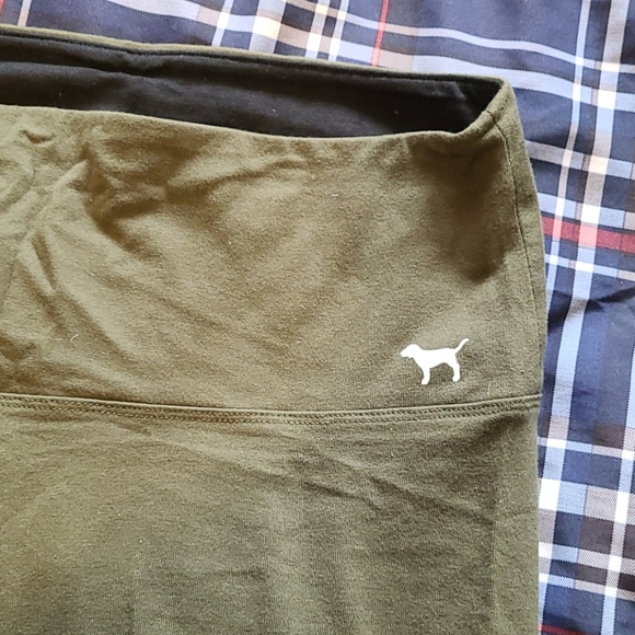 Pink/VS leggings - Picture 3 of 4